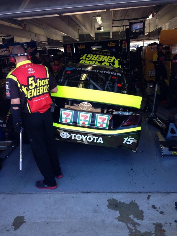 Go to <a href="/7eleven/">7-ELEVEn</a> and get you some <a href="/5hourenergy/">5-hour ENERGY®</a> ! #NASCAR