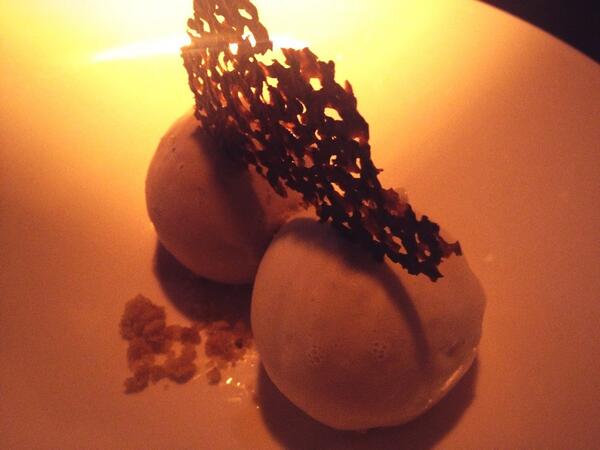 brand_review's tweet image. Dessert at #yautcha #mumbai. The ice cream was good, but the praline was a bit burnt. Service was iffy. #quickscore