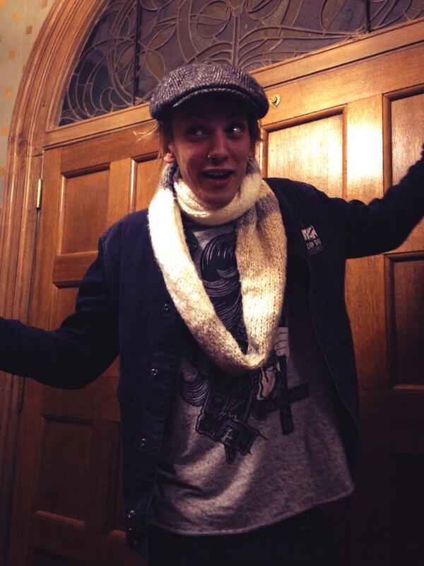 kebabfingers's tweet photo. @Jamiebower scarf ace http://t.co/MwBgShTMUk