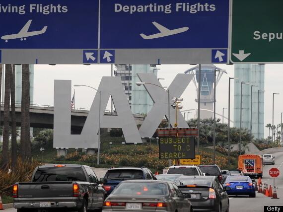jay_colindres's tweet photo. #LAX #LAXShooting #LAXshutdown #LosAngeles #scary #crazy #California #TSA #LosAngelesAirport http://t.co/VNCSYEP13B