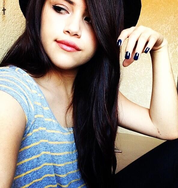 sofh_sofhia tweet picture