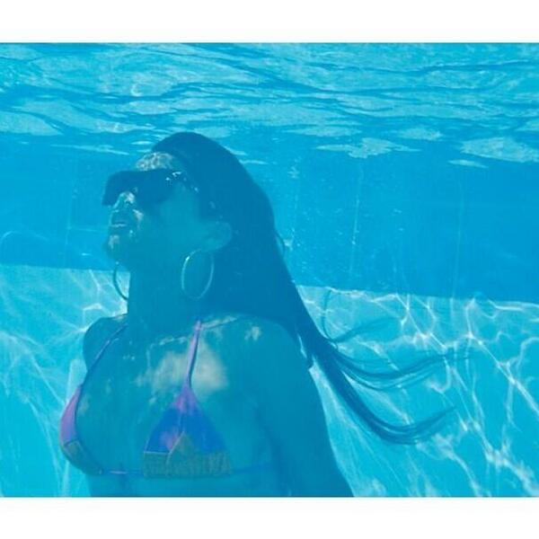 boujeedoII's tweet photo. #RihLand http://t.co/DliaabOmjc