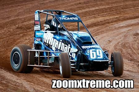 WanlessRacing's tweet photo. Todd's back in a midget tonight racing the Illuminated Industries Q69 in Toowoomba thanks to Brett Thomas. #raceday http://t.co/RzEjV8ulx2