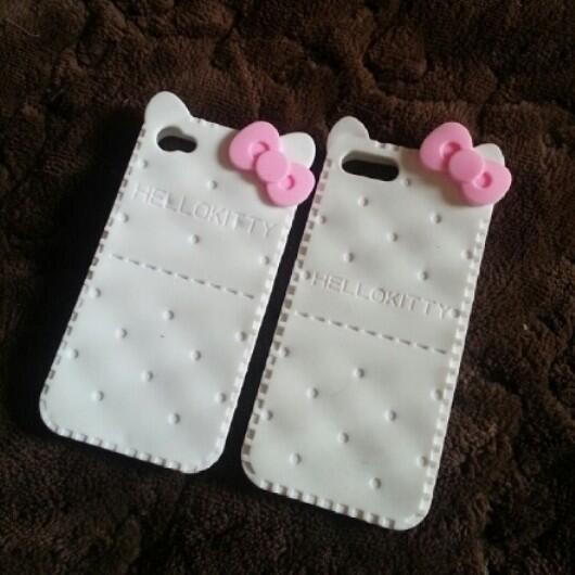 Fandy_Amor's tweet photo. Softcase iphone. Iphone case . Idr 130 . Untuk ip 4/5 http://t.co/YurTKqXo8h