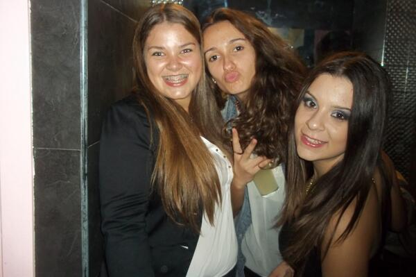 fontaneda's tweet photo. @isabelq20 @neuus7 @andreafontaneda http://t.co/1CmsJ8YXio
