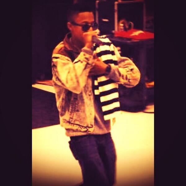 MikeBlackMusic's tweet photo. Performing in Brampton was crazy today s/o to all of my new supporters #epicmoment #JBG http://t.co/OfccZuDGOi