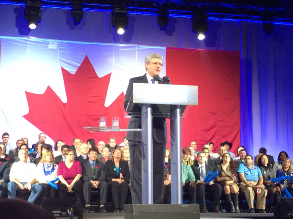 honjamesmoore's tweet image. Prime Minister Harper speaking to Canadians at #cpc2013