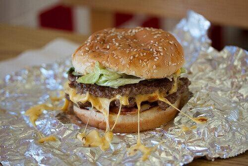 iLoveFoodPics's tweet photo. Five Guys Burger #iLoveFoodPics http://t.co/CyEr18OUPN