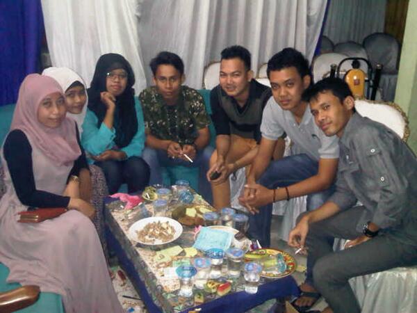 NiningEuy's tweet photo. http://t.co/oQyKTC4BiS