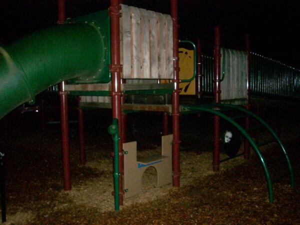 HorrorPicx's tweet photo. Look closely..' http://t.co/1dXFuzRXdi