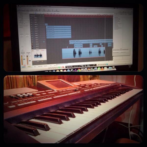 KendallTonDaMIC's tweet photo. How I'm spending my Friday night... 🎶🎤🎹 #StudioSession #Beats #Recording #Music http://t.co/NEZM4Gqwvp