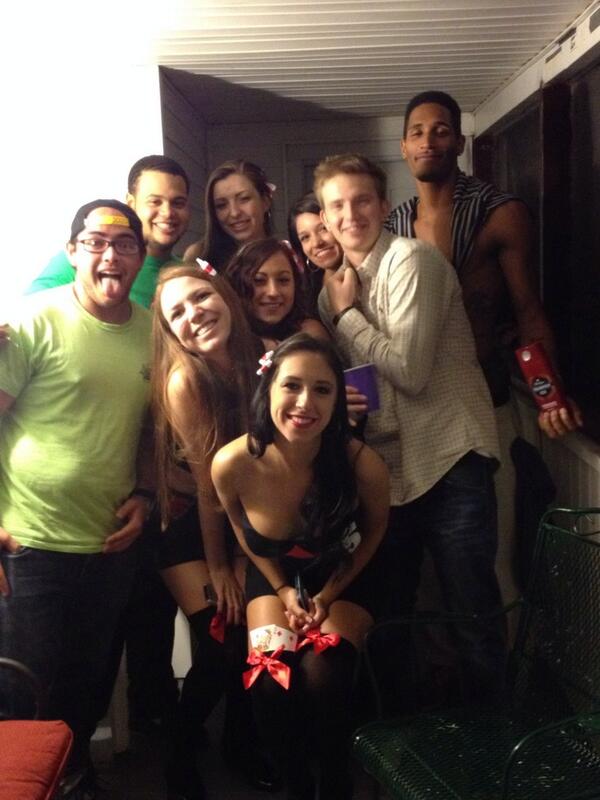 kurraaalee's tweet image. Family! @StevefromtheKiz @AngelGuz13 @Dustynnn @CheyneMichaels #everyoneelse