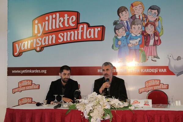 "İyilikte yarışan sınıflar" ile yeryüzüne iyilik yayılacak. Yetimler kardeşliğin verdiği sevgiyle ısınacak.