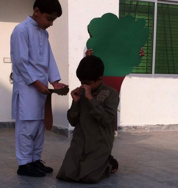 TheCitySchoolGC's tweet photo. 1st Nov 13 Assembly Presentation http://t.co/BARCnpt7u3