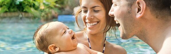 PottinVincent's tweet photo. #centerparcs Nouveau Pack&amp;go Jeunes Parents : Tout est prêt à votre arrivée pour votre 1er séjour avec votre bébé http://t.co/wQlTh3oB4Z