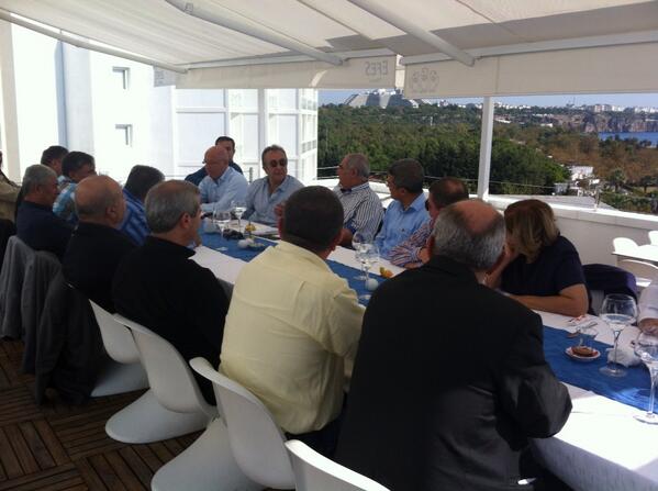 Dostlarla kahvaltımızda Tayfun Talipoğlu ve Muratpaşa emniyet müdürümüz Olcay İnankul konuğumu z oldular..