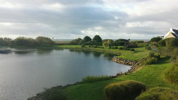 Sonia_duran_b's tweet photo. Jolie vue du balcon #pierreetvacances #portcrouesty avec même un léger rayon de soleil ce matin! http://t.co/eJKUw0JDbv
