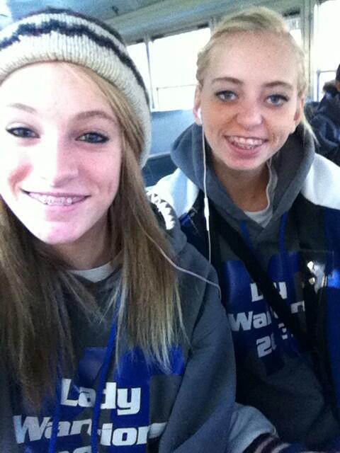 if anyone is at the Indiana state meet come talk to me (left) 😊