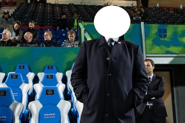 JasonvdG_'s tweet photo. RT @voetbalzonenl: VZ-fotoquiz: wie zoeken we hier? #succes http://t.co/tBE5fa9UrX /// Ron Jans