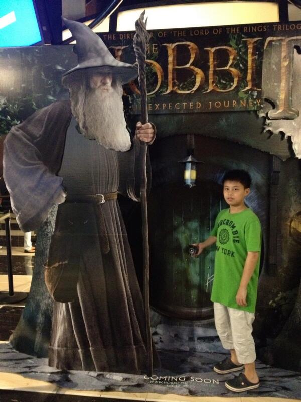 centara's tweet photo. Hobbit fan http://t.co/dyMEbJ9Ny1