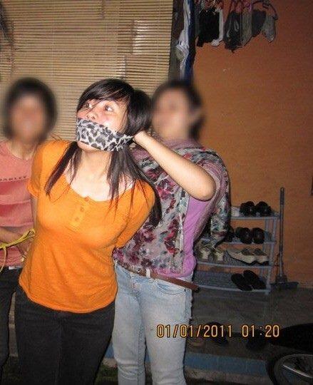 Lesswidie's tweet photo. @smgazoubot #indobdsm : Bareng temen dikos http://t.co/DW4lpOwZQd