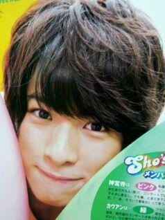 H_R___nS's tweet photo. KinKanの平野紫耀ですよっ！

＃ジャニ麺に逢いたい
＃女Nrさん一般さんかもん

天然な平野と、男らしい

平野どっちがええ ?

決めるのは君しだい 。 http://t.co/KE5OKgK2fH