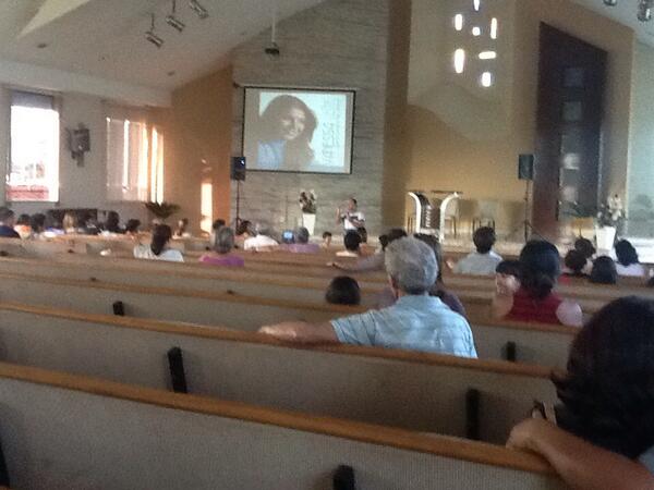 ju_lcm's tweet photo. Testemunho de Daniel Leite e Vanessa Leite na IASD de Vila Nunes. http://t.co/a3FLcqAU6e