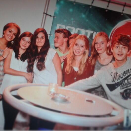 BasBeut's tweet image. "@puck_dh: “@xxxannemiekxxxx: Het was gezellie &amp;lt;3 http://t.co/siXLJPr4X2” @BasBeut @sverregrondman oh nee zijn jullie dat 😂😂😂" hahaha jep