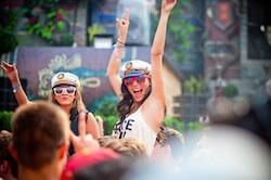 SimonRobichaud2's tweet image. 8tracks.com/mixes/2553353 #rouvert #tomorrowland #bustthebeat @JP_Savoie @XavLeblanc