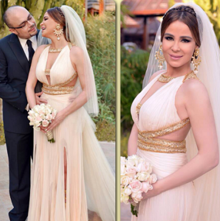 LebProb's tweet image. مبروك لكارول سماحة بس انو ما ضروري تكون كليوباترا نهار عرسها!  #بلا_مزح