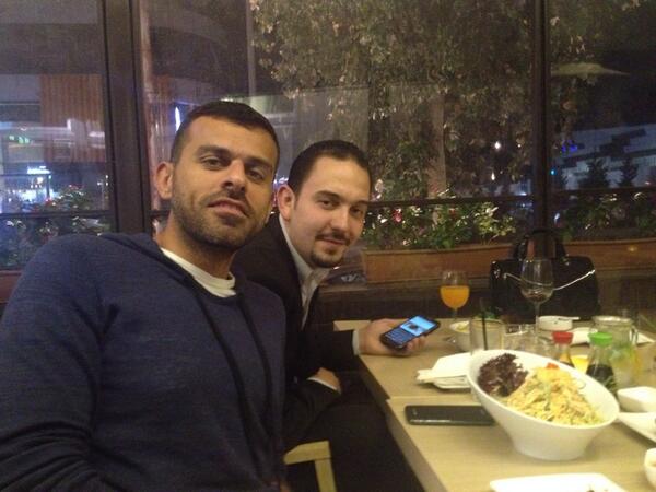 AliDahmash's tweet photo. With @tahanco at @lettuceandfish #Sushilize #tweetup #Amman #Jordan #Jo http://t.co/3X2lOSxNg4