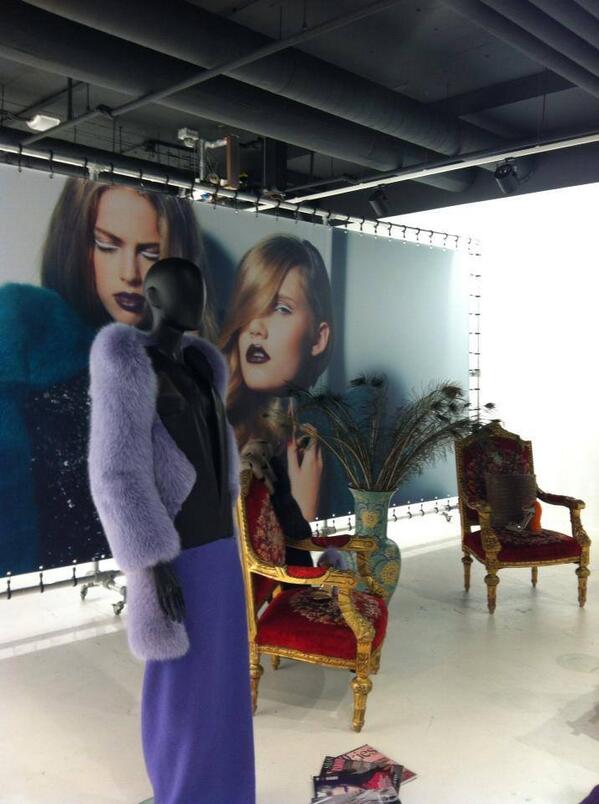 ResidenceMode's tweet photo. Vanaf vandaag kan je het Parcous de la Mode lopen langs alle pop-up stores zoals @djangosteenbakker in @newbabylon. http://t.co/BkoxwnXQJW