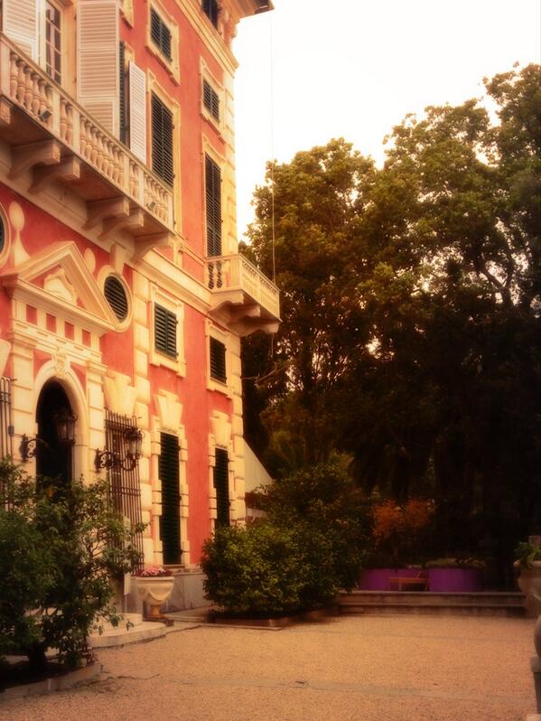 LucedesignGe's tweet photo. Villa Durazzo http://t.co/kFg2Tq1gFn