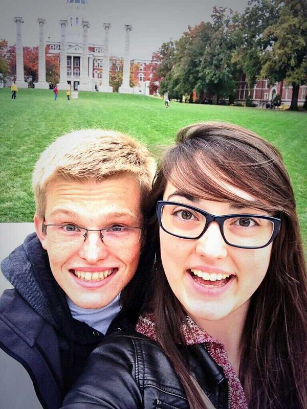Ignitis81's tweet photo. Spending the day with this beautiful girl! @cutekoala442 http://t.co/xwR4Gl2HtC