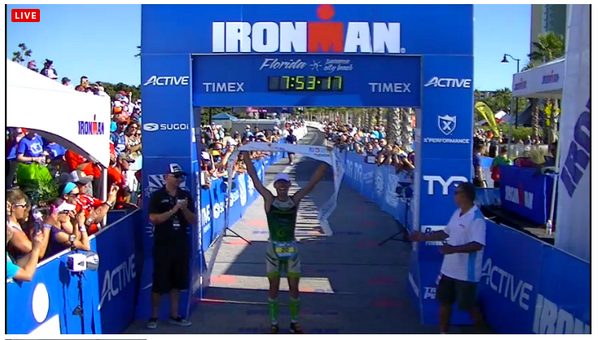 valentisanjuan's tweet photo. Joder. Lo de @VictorDelCorral hoy en #IMFlorida sí es una PROEZA deportiva. Felicidades, tío. Mega hachazo en Maratón http://t.co/ml8Ee3meHU
