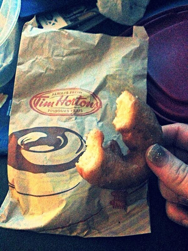 JayLynnBarber's tweet photo. This is what my mom brings me when she visits #Bestmomever #canadianaddictions http://t.co/c3dnSad7FY