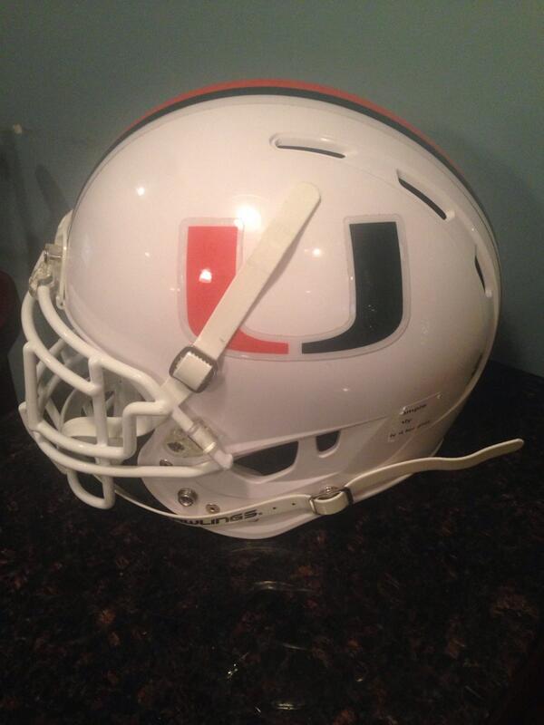 ronbisher's tweet photo. Go Canes!  #gocanes #biggame http://t.co/CRCQlC7RJC