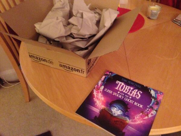 Parvulus's tweet photo. Ermmm, I think an envelope would have been a better solution #amazonpackagingfail http://t.co/9VhiOGovJ9