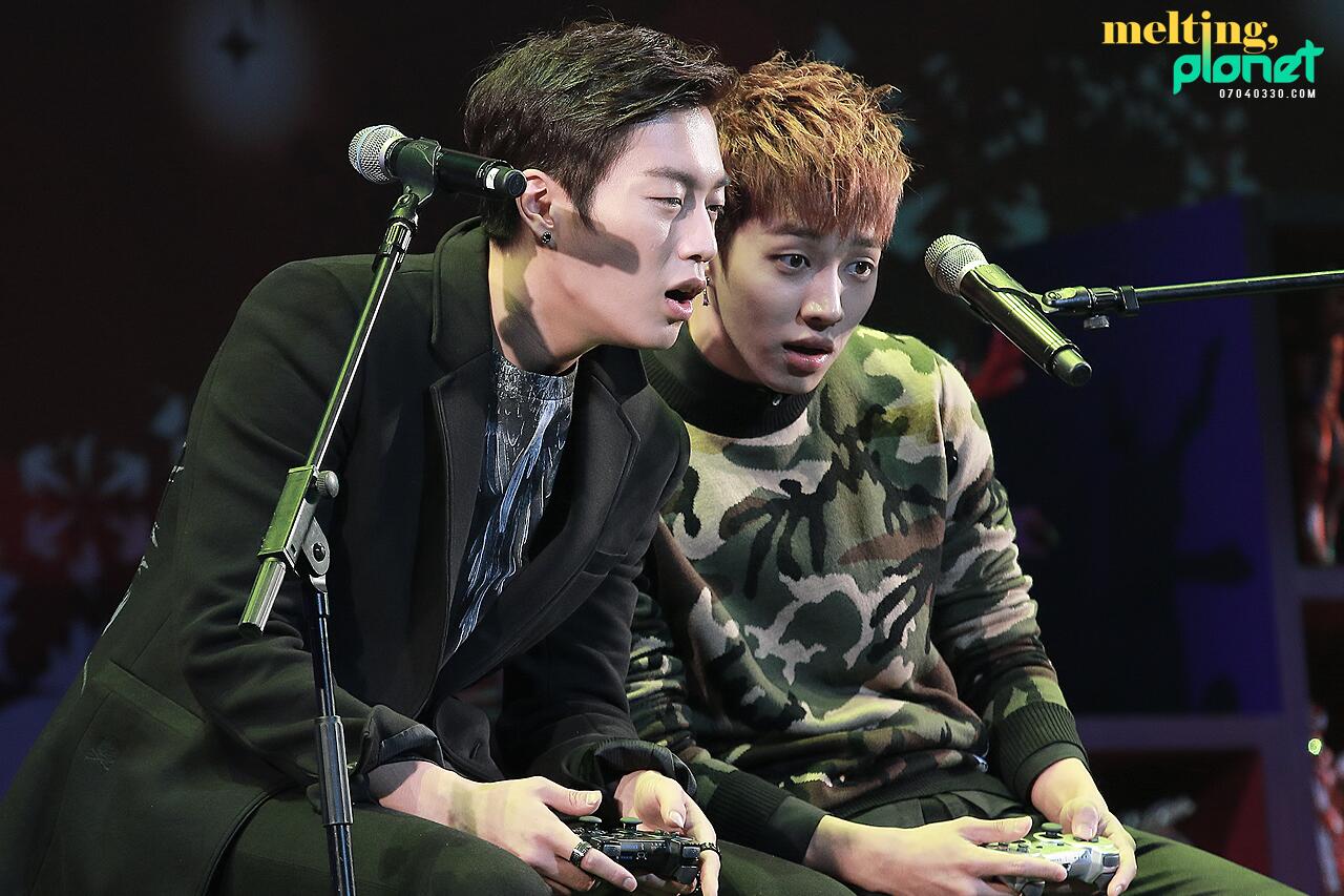 BYHGArUCUAAdyPb.jpg:large