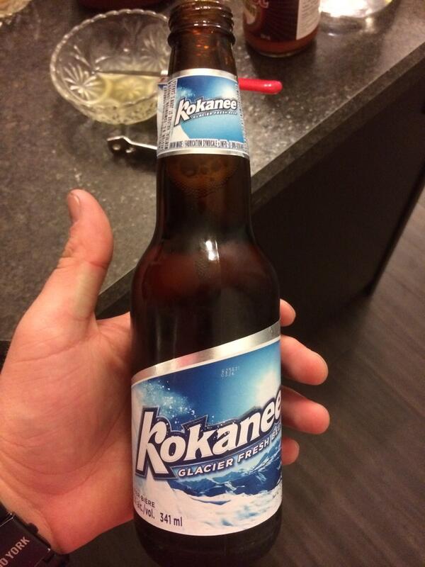 DillanCarlson4's tweet image. Oh how I missed you brown beer bottles #resproblems