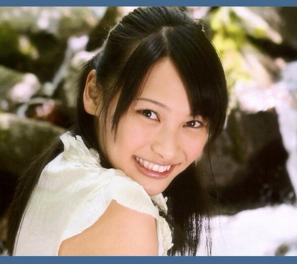 aya0204laav's tweet photo. 別垢になって戻ります。
前垢に戻すね
仲良くしてくれた子ありがとっ☆
皆の笑顔が大好きです♡

個人的に仲良かった子とかは、
もしかしたら迎え行く

全く違う感じになるけど…
ふぉろーしてくれたら嬉しい。

大政絢。 http://t.co/VwjQrValOP