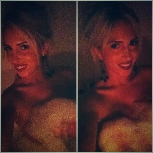 amberlyjohnsonx's tweet photo. Nothing feels better than a hot bubble bath after a long day in heels!!! http://t.co/DjJm8IbTJ1