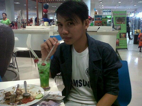 ibiweng's tweet photo. Laperrr http://t.co/luuD1SanZe