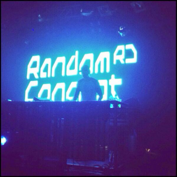 DJMblaze's tweet image. This picture makes me happy as 👍 #randomconcept #InnoInTheDamWarmUp