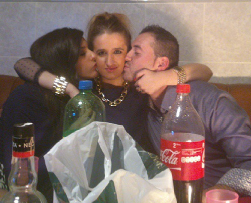 CristinaSanch98's tweet photo. @ele18993 @ivan_opez #Rikis http://t.co/jLhuORmTbM