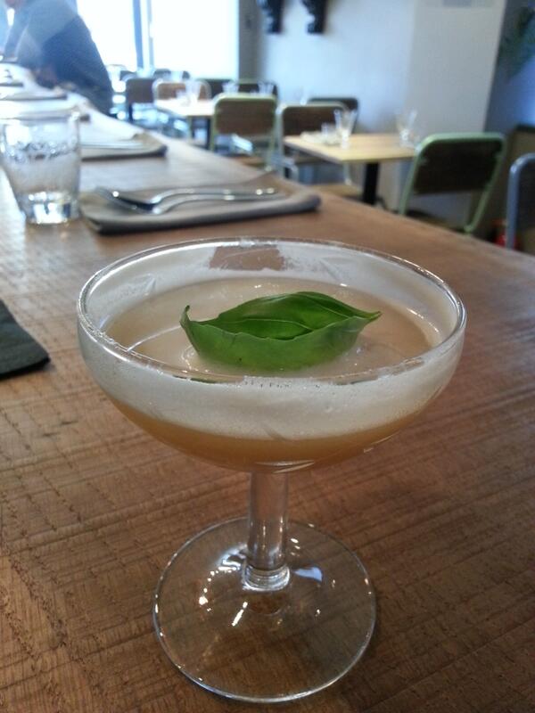 Oooh and another even better than the last! pineapple, rum, vanilla with a hint of . . . .#restaurantsecrets