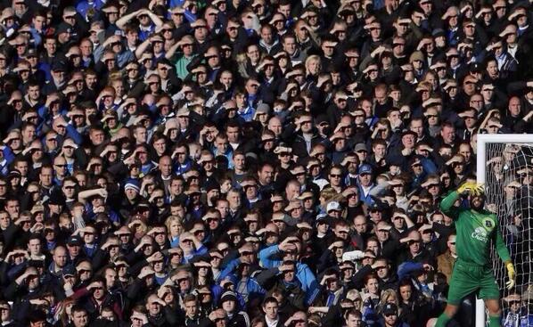 FootballFunnys's tweet photo. I think it was sunny at Goodison Park today... http://t.co/DPRwy9jB2s