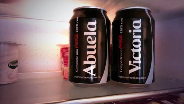 javier_peso's tweet photo. Abro el frigorifico y veo como el marketing de hoy acaba descubriendo, por azar, o no, como se llama mi abuela... http://t.co/qanbLja2Oz