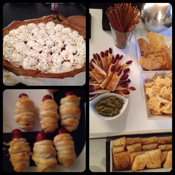 Deborahneus's tweet photo. #homemade #pumpkinpie #food #halloweenparty http://t.co/VXrNReKi1S