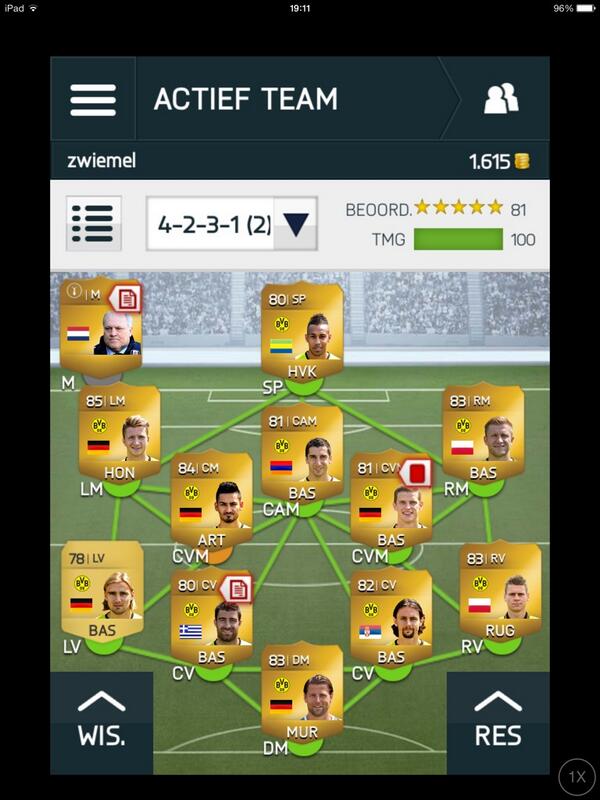 Henk_FUT's tweet photo. @futgiveawaj dit is mijn team http://t.co/huFfywcIh3